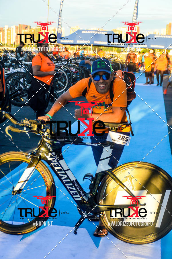 Buy your photos of the eventBike Check in IronMan 70.3  Fortaleza on Fotop