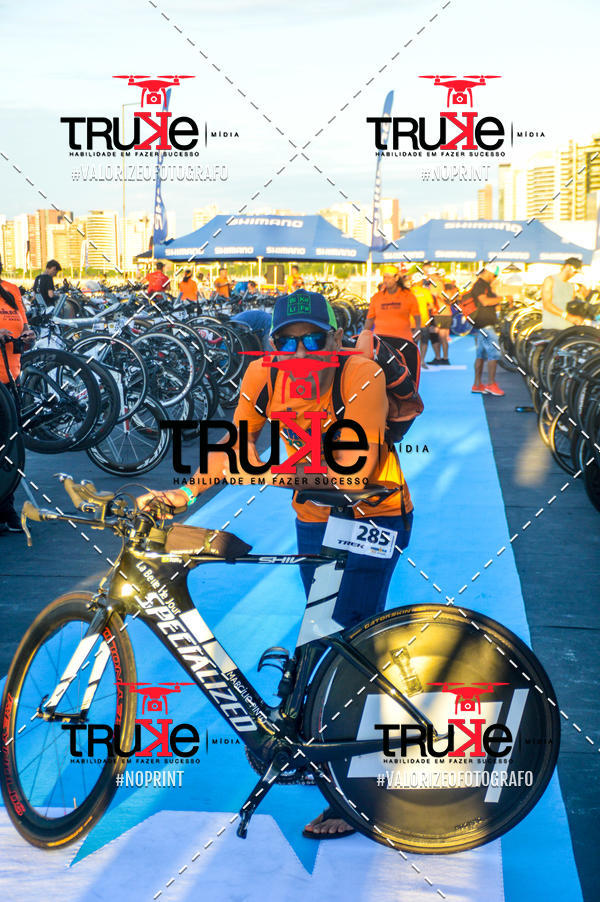 Buy your photos of the eventBike Check in IronMan 70.3  Fortaleza on Fotop