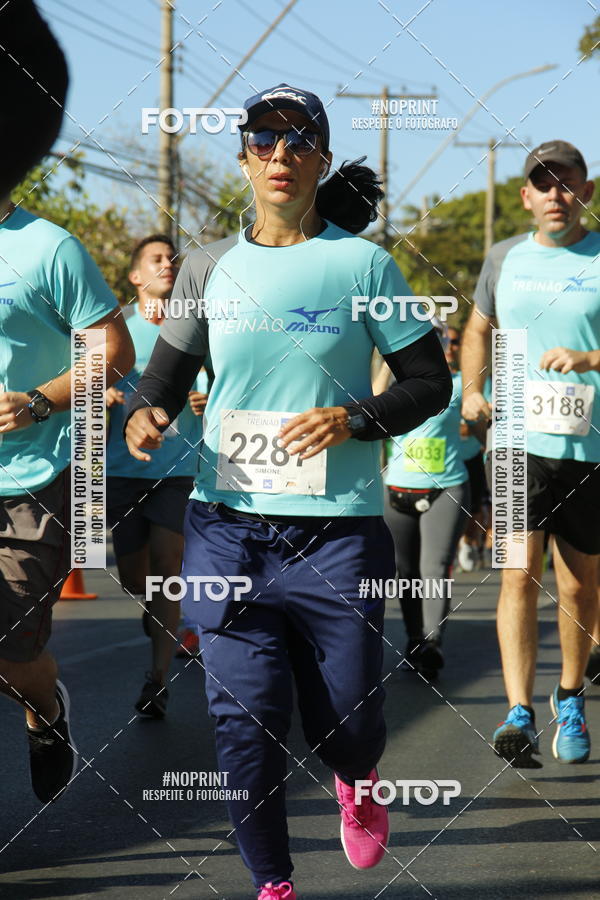 Buy your photos of the eventTreino S Marcas Outlet Mizuno on Fotop
