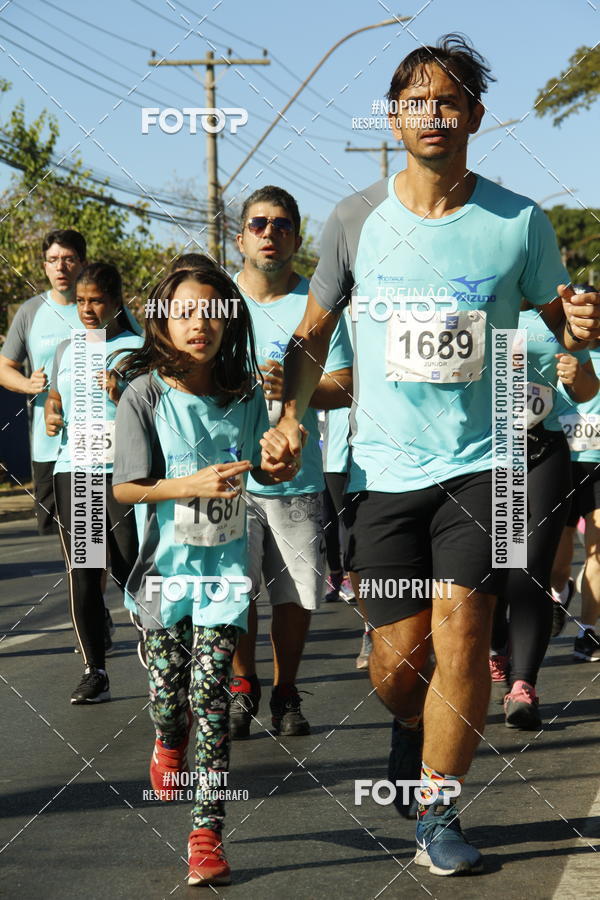 Buy your photos of the eventTreino S Marcas Outlet Mizuno on Fotop