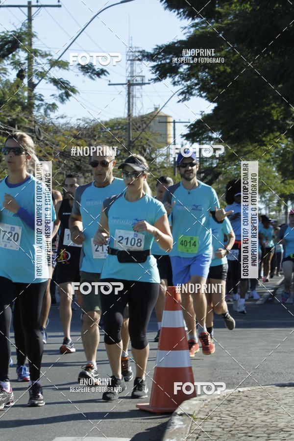 Buy your photos of the eventTreino S Marcas Outlet Mizuno on Fotop