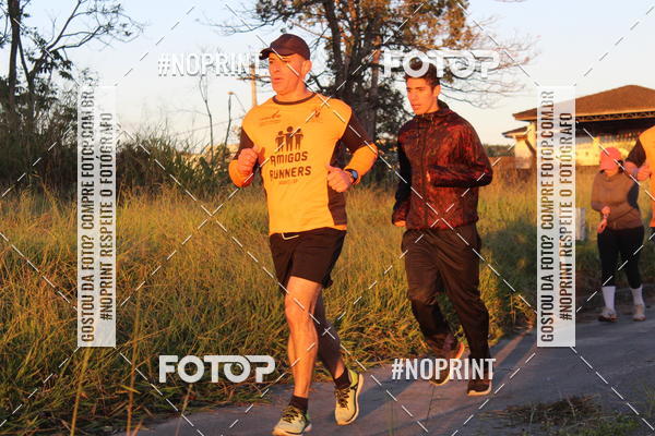 Buy your photos of the eventTreino Amigos da F� - Turma da Corrida e Amigos on Fotop