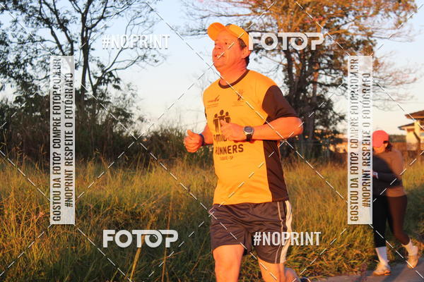 Buy your photos of the eventTreino Amigos da F� - Turma da Corrida e Amigos on Fotop