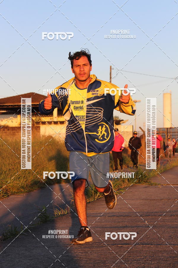 Buy your photos of the eventTreino Amigos da F� - Turma da Corrida e Amigos on Fotop