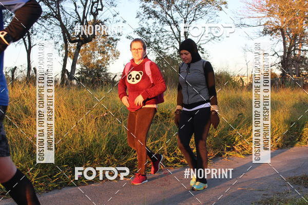 Buy your photos of the eventTreino Amigos da F� - Turma da Corrida e Amigos on Fotop