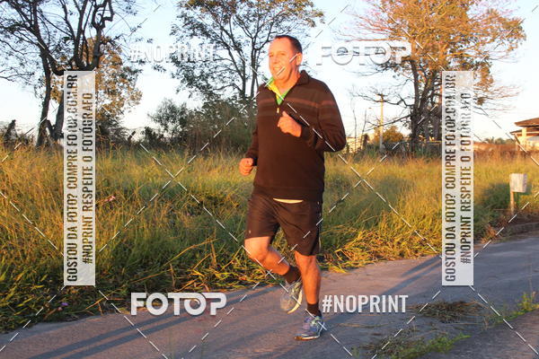 Buy your photos of the eventTreino Amigos da F� - Turma da Corrida e Amigos on Fotop