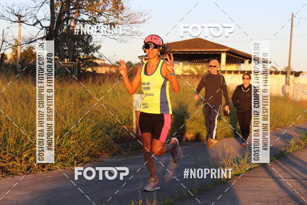 Buy your photos of the eventTreino Amigos da F� - Turma da Corrida e Amigos on Fotop