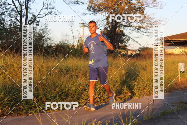 Buy your photos of the eventTreino Amigos da F� - Turma da Corrida e Amigos on Fotop