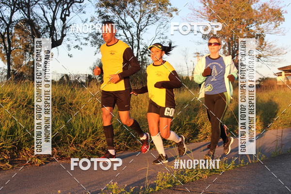 Buy your photos of the eventTreino Amigos da F� - Turma da Corrida e Amigos on Fotop