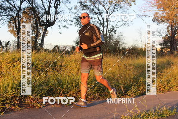 Buy your photos of the eventTreino Amigos da F� - Turma da Corrida e Amigos on Fotop