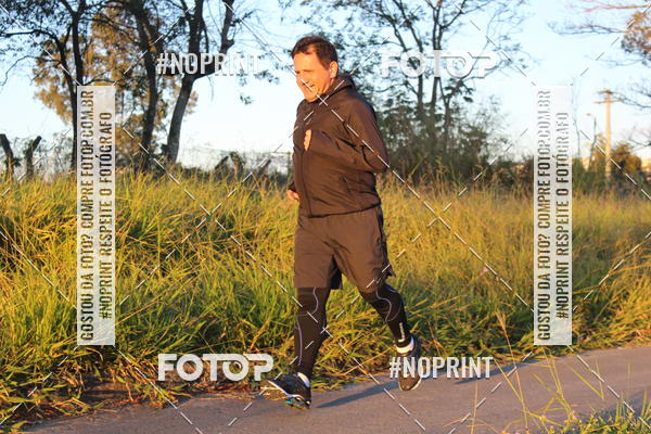 Buy your photos of the eventTreino Amigos da F� - Turma da Corrida e Amigos on Fotop