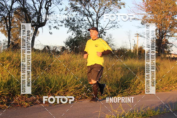 Buy your photos of the eventTreino Amigos da F� - Turma da Corrida e Amigos on Fotop