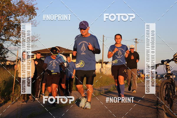 Buy your photos of the eventTreino Amigos da F� - Turma da Corrida e Amigos on Fotop