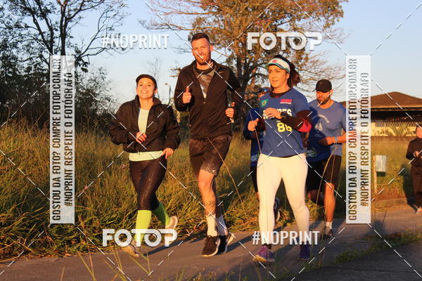 Buy your photos of the eventTreino Amigos da F� - Turma da Corrida e Amigos on Fotop