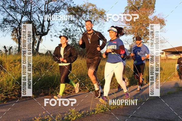 Buy your photos of the eventTreino Amigos da F� - Turma da Corrida e Amigos on Fotop