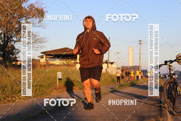 Buy your photos of the eventTreino Amigos da F� - Turma da Corrida e Amigos on Fotop