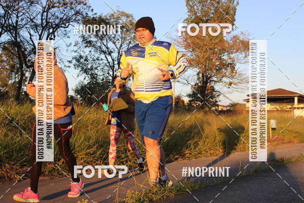 Buy your photos of the eventTreino Amigos da F� - Turma da Corrida e Amigos on Fotop