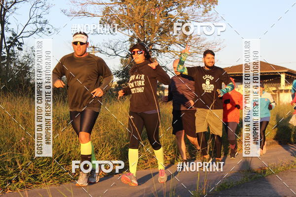 Buy your photos of the eventTreino Amigos da F� - Turma da Corrida e Amigos on Fotop
