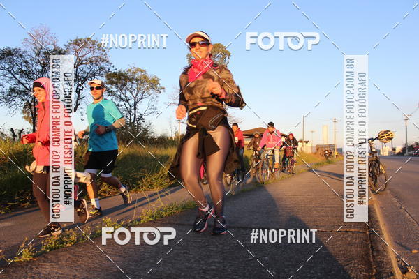 Buy your photos of the eventTreino Amigos da F� - Turma da Corrida e Amigos on Fotop