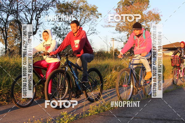 Buy your photos of the eventTreino Amigos da F� - Turma da Corrida e Amigos on Fotop