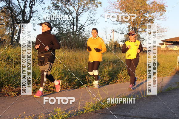 Buy your photos of the eventTreino Amigos da F� - Turma da Corrida e Amigos on Fotop