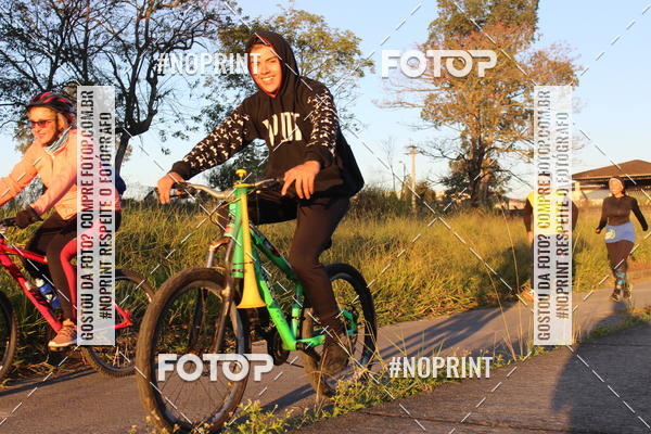 Buy your photos of the eventTreino Amigos da F� - Turma da Corrida e Amigos on Fotop