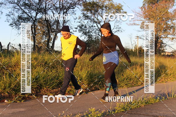 Buy your photos of the eventTreino Amigos da F� - Turma da Corrida e Amigos on Fotop