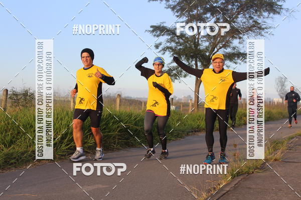 Buy your photos of the eventTreino Amigos da F� - Turma da Corrida e Amigos on Fotop