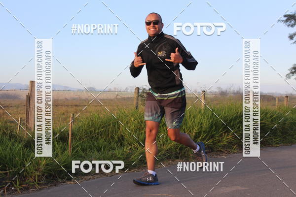 Buy your photos of the eventTreino Amigos da F� - Turma da Corrida e Amigos on Fotop