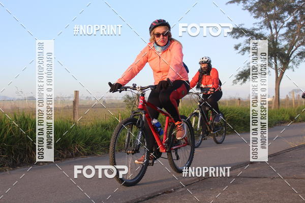 Buy your photos of the eventTreino Amigos da F� - Turma da Corrida e Amigos on Fotop