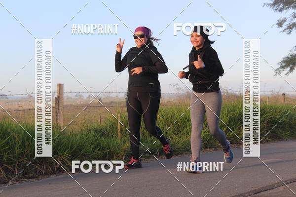 Buy your photos of the eventTreino Amigos da F� - Turma da Corrida e Amigos on Fotop