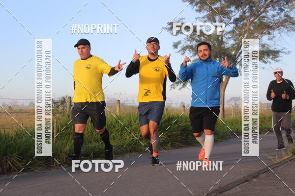 Buy your photos of the eventTreino Amigos da F� - Turma da Corrida e Amigos on Fotop
