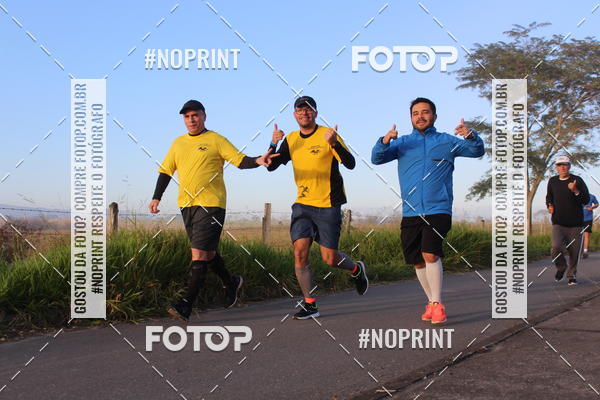 Buy your photos of the eventTreino Amigos da F� - Turma da Corrida e Amigos on Fotop