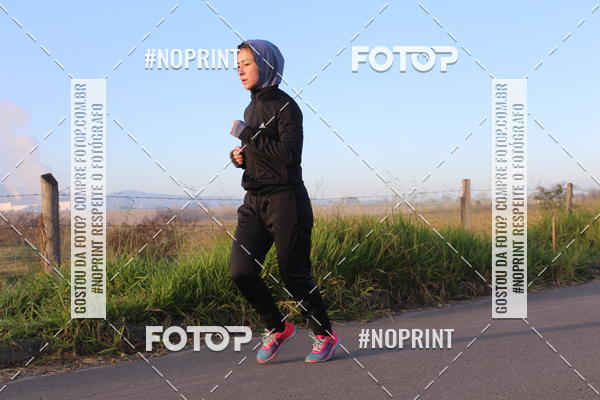 Buy your photos of the eventTreino Amigos da F� - Turma da Corrida e Amigos on Fotop