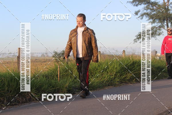 Buy your photos of the eventTreino Amigos da F� - Turma da Corrida e Amigos on Fotop