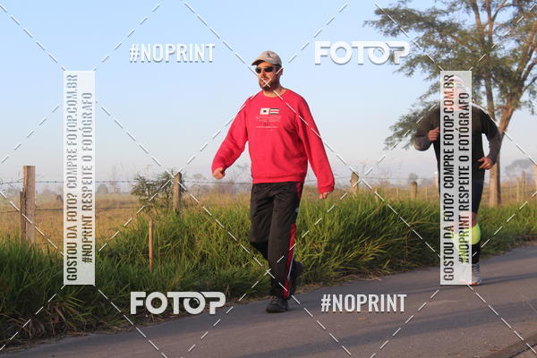 Buy your photos of the eventTreino Amigos da F� - Turma da Corrida e Amigos on Fotop