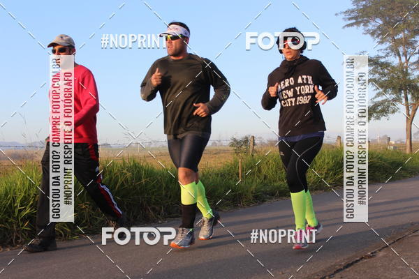 Buy your photos of the eventTreino Amigos da F� - Turma da Corrida e Amigos on Fotop