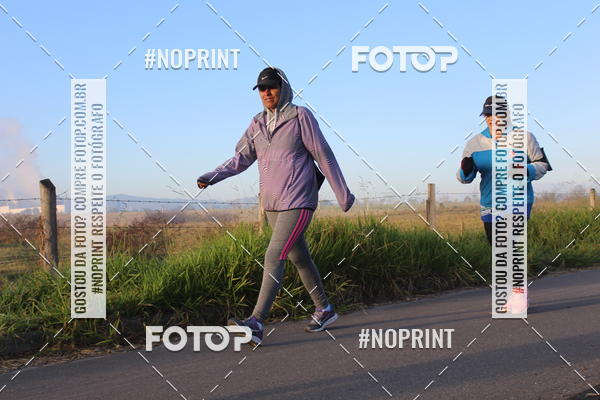 Buy your photos of the eventTreino Amigos da F� - Turma da Corrida e Amigos on Fotop