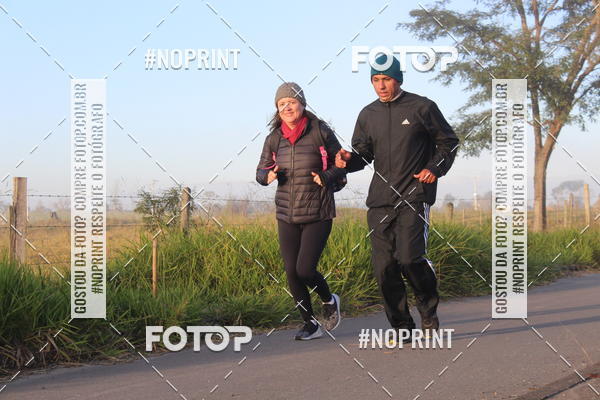 Buy your photos of the eventTreino Amigos da F� - Turma da Corrida e Amigos on Fotop