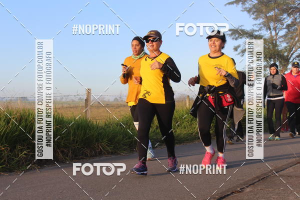 Buy your photos of the eventTreino Amigos da F� - Turma da Corrida e Amigos on Fotop
