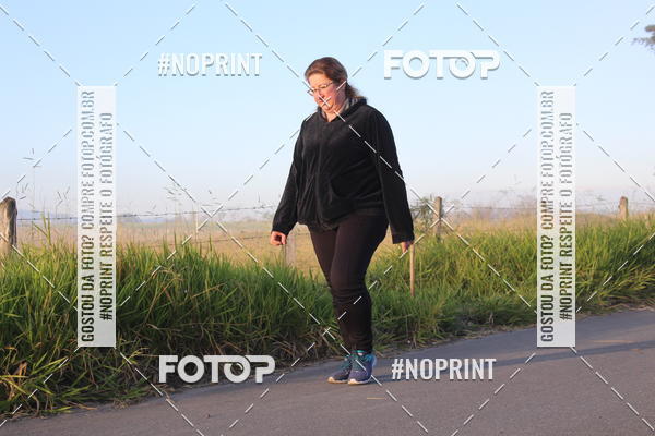 Buy your photos of the eventTreino Amigos da F� - Turma da Corrida e Amigos on Fotop