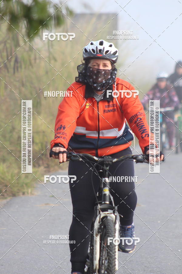 Buy your photos of the eventTreino Amigos da F� - Turma da Corrida e Amigos on Fotop