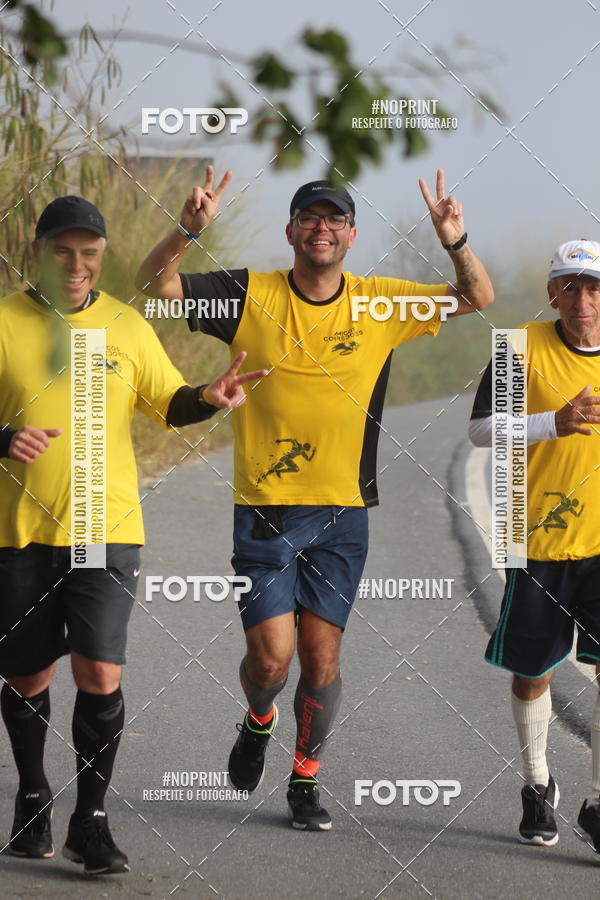 Buy your photos of the eventTreino Amigos da F� - Turma da Corrida e Amigos on Fotop