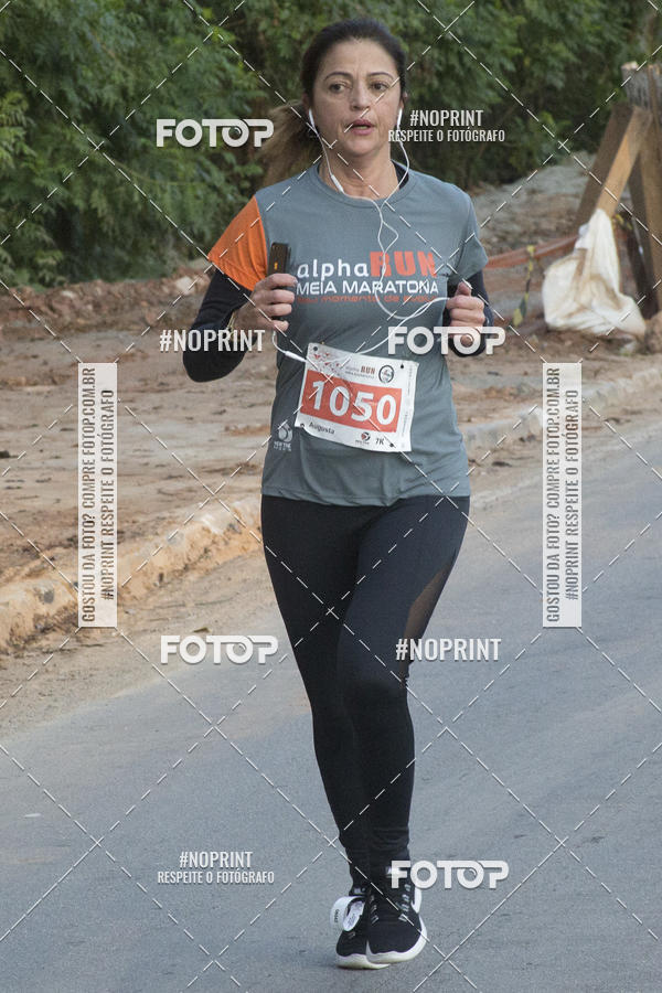 Buy your photos of the eventAlpha Run Series Alphaville 21K on Fotop