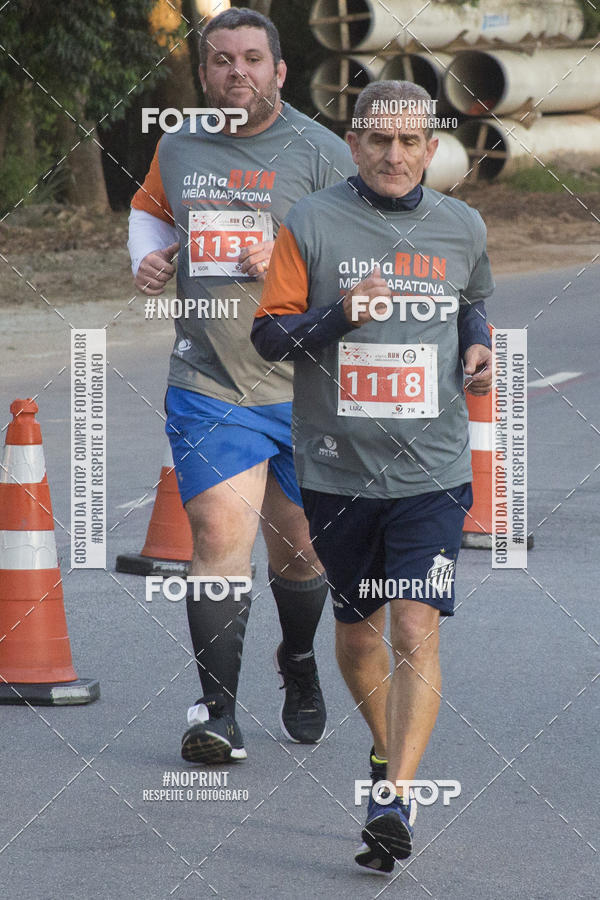 Buy your photos of the eventAlpha Run Series Alphaville 21K on Fotop