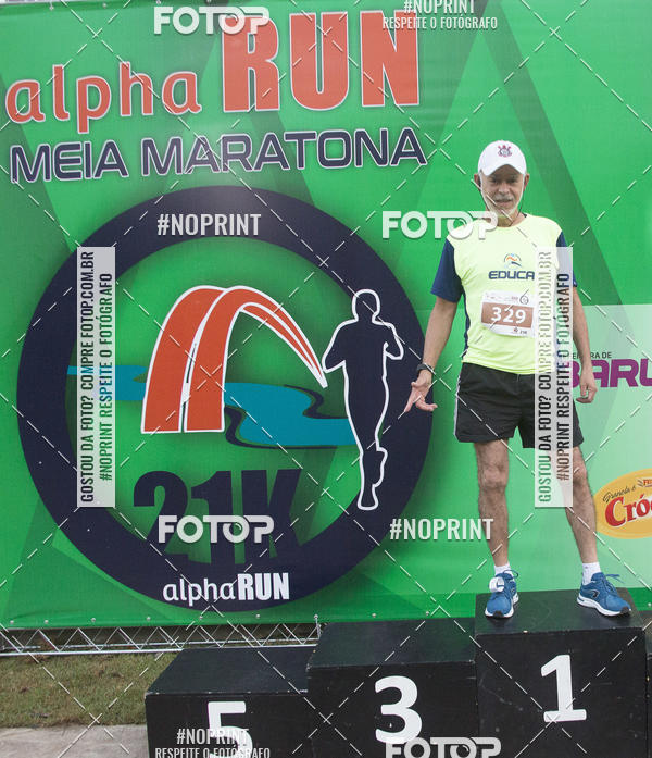 Buy your photos of the eventAlpha Run Series Alphaville 21K on Fotop