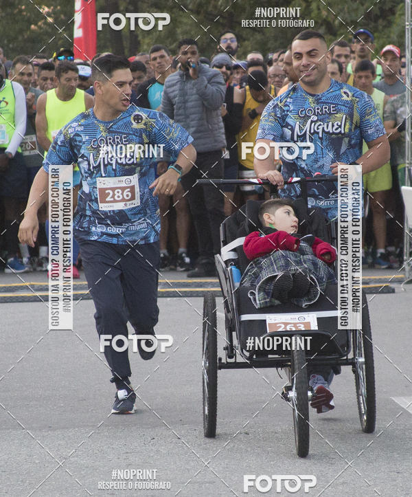 Buy your photos of the eventAlpha Run Series Alphaville 21K on Fotop