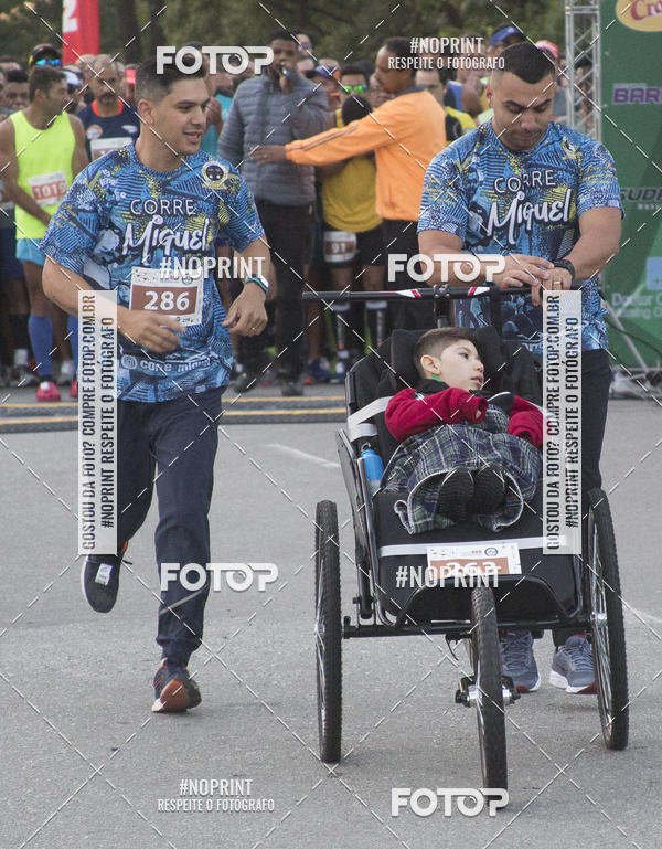 Buy your photos of the eventAlpha Run Series Alphaville 21K on Fotop