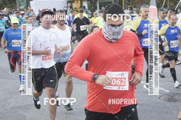 Buy your photos of the eventAlpha Run Series Alphaville 21K on Fotop