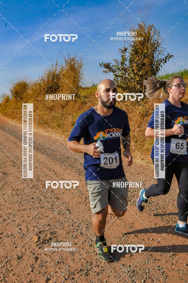 Compre suas fotos do evento38 Volta ao Morro no Fotop